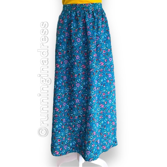 Vintage 70’s The Villager Vibrant Polyester Maxi Skirt Tagged 16 See Measurement - Picture 2 of 14